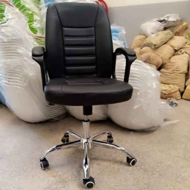 OFFICE LEATHER CHAIR 