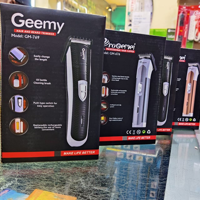 GEEMY GM-769 HAIR AND BEARD TRIMMER